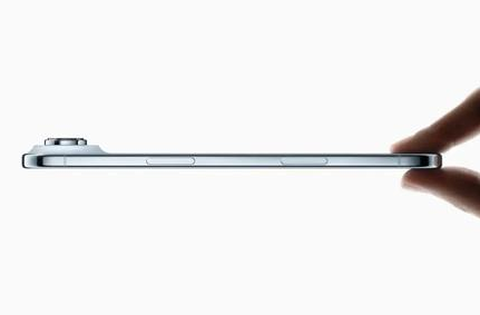 乌兰浩特苹果维修点分享iPhone 17 Air自动关机电源故障解析 
